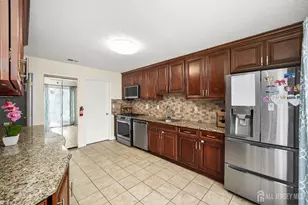 197 Westgate Dr, Edison, NJ 08820 - Photo 26