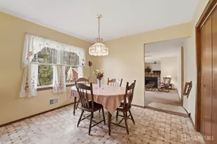 1177 Aaron Rd, North Brunswick Township, NJ 08902 - Photo 24