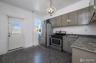 661 Kennedy Blvd, Bayonne, NJ 07002 - Photo 14