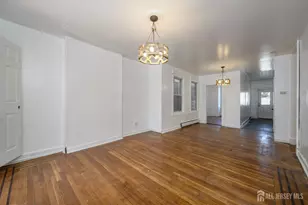 661 Kennedy Blvd, Bayonne, NJ 07002 - Photo 4