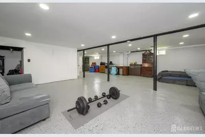 827 Lincoln Avenue, Manville, NJ 08835 - Photo 26