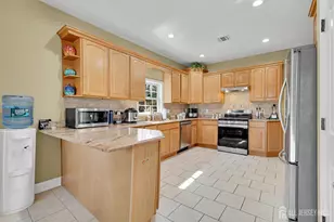 29 Tower Rd, Edison, NJ 08820 - Photo 16