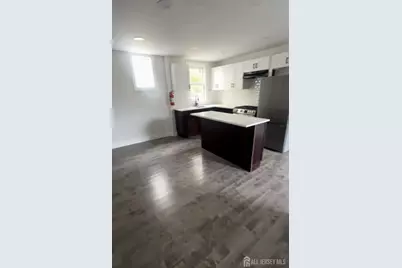 21 Oak Street, East Orange, NJ 07018 - Photo 6
