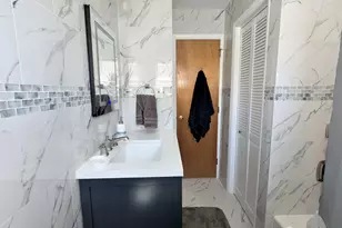 370 Marlboro Rd, Old Bridge Township, NJ 08857 - Photo 18