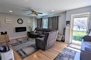 370 Marlboro Rd, Old Bridge Township, NJ 08857 - Photo 4