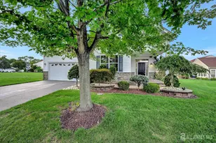 144 Timber Hill Dr, Monroe Township, NJ 08831 - Photo 2