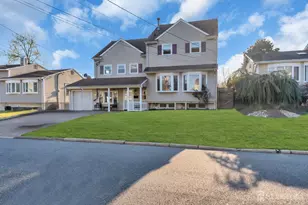 61 Cypress Dr, Colonia, NJ 07067 - Photo 2