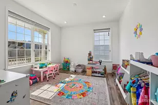 52 Hibiscus Ct, Old Bridge Township, NJ 08857 - Photo 8