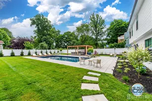 56 Philo Blvd, Edison, NJ 08837 - Photo 24