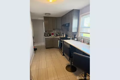 31 Edwin Street, Carteret, NJ 07008 - Photo 12