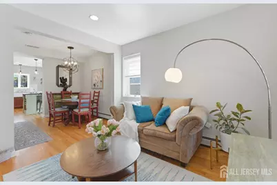 13 Stockton Street, Metuchen, NJ 08840 - Photo 2