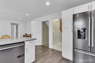 52 Zeller Dr, Franklin Township, NJ 08873 - Photo 14