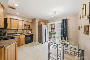 187 Evergreen Rd, Edison, NJ 08837 - Photo 2