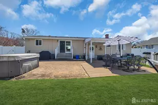 71 Pine St, Spotswood, NJ 08884 - Photo 22