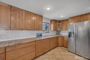 71 Pine St, Spotswood, NJ 08884 - Photo 12