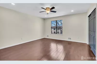 53 Heritage Lane, Fords, NJ 08863 - Photo 20