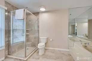 138 Oakmont Ct, Edison, NJ 08820 - Photo 24