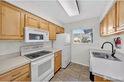 487-A Grandin Road, Monroe Township, NJ 08831 - Photo 6