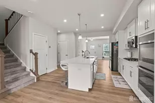 18 Rosemary Wy, Mount Laurel, NJ 08054 - Photo 12