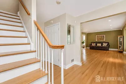 18 Wedgewood Court, East Brunswick Township, NJ 08816 - Photo 8