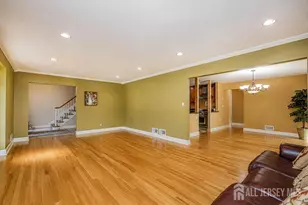 18 Wedgewood Ct, East Brunswick Township, NJ 08816 - Photo 12
