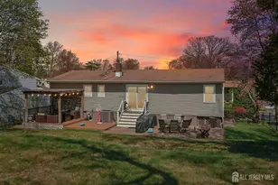 37 Merker Dr, Edison, NJ 08837 - Photo 28