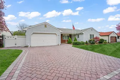 [Address not provided], Edison, NJ 08817 - Photo 2