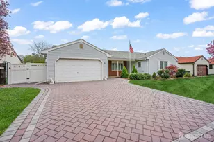 41 Rodak Cir, Edison, NJ 08817 - Photo 2