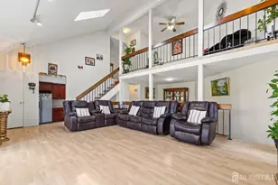 51 Westgate Dr, Edison, NJ 08820 - Photo 8