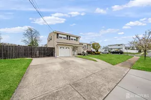 11 Jersey Ave, Old Bridge Township, NJ 08857 - Photo 4