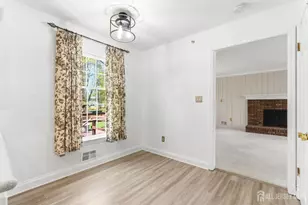 21 Valley Forge Dr, East Brunswick Township, NJ 08816 - Photo 20