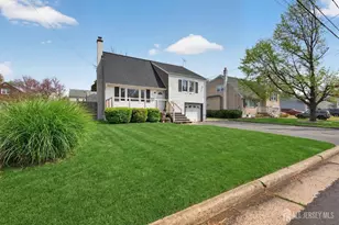 514 Melrose Ave, Middlesex, NJ 08846 - Photo 2