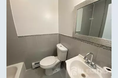 310 Somerset Street, New Brunswick, NJ 08901 - Photo 4