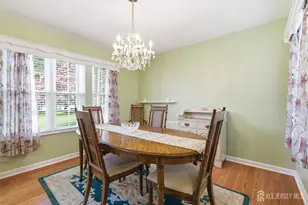 363 Cotswold Pl, Franklin Township, NJ 08873 - Photo 6