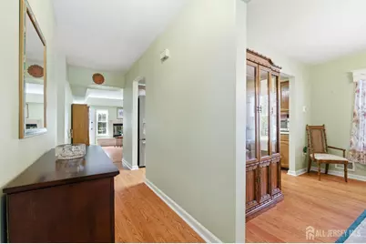 363 Cotswold Place, Franklin Township, NJ 08873 - Photo 4