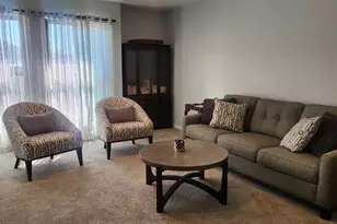 3 Twin River Dr, Hightstown, NJ 08520 - Photo 4