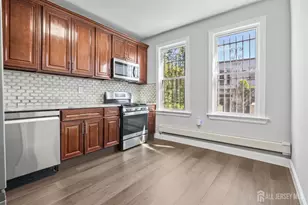 126 Wade St, Jersey City, NJ 07305 - Photo 4