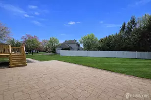 1 Alexander Dr, Monroe Township, NJ 08831 - Photo 4