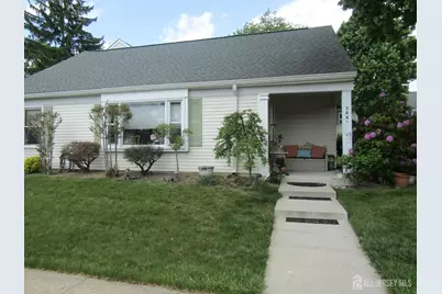 364 Old Nassau Road #C, Monroe Township, NJ 08831 - Photo 2