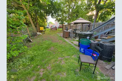 8 Prospect Street, New Brunswick, NJ 08901 - Photo 24