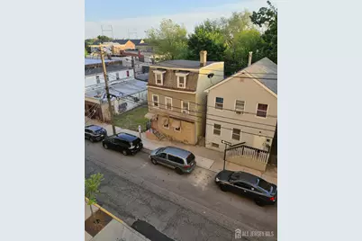 8 Prospect Street, New Brunswick, NJ 08901 - Photo 32