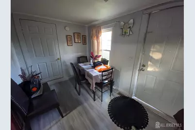 8 Prospect Street, New Brunswick, NJ 08901 - Photo 18