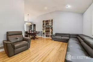 28 Price Dr, Edison, NJ 08817 - Photo 4