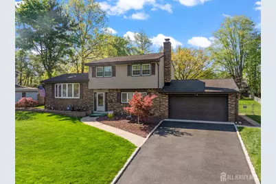 12 Sullivan Way, East Brunswick Township, NJ 08816 - Photo 2