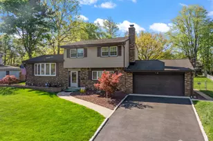 12 Sullivan Way, East Brunswick Township, NJ 08816 - Photo 2