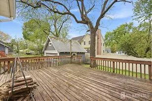 131 Maple Pl, South Plainfield, NJ 07080 - Photo 2