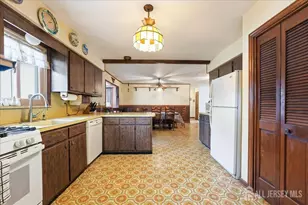 131 Maple Pl, South Plainfield, NJ 07080 - Photo 16