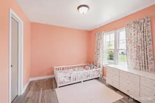 301 Palombi Ct, East Brunswick Township, NJ 08816 - Photo 8