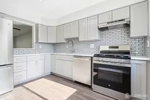 191 Hampshire Dr, Plainsboro Township, NJ 08536 - Photo 2
