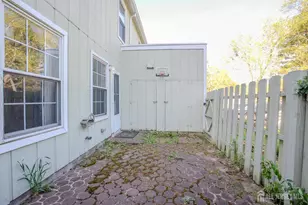4 Pond View Dr, Plainsboro Township, NJ 08536 - Photo 24
